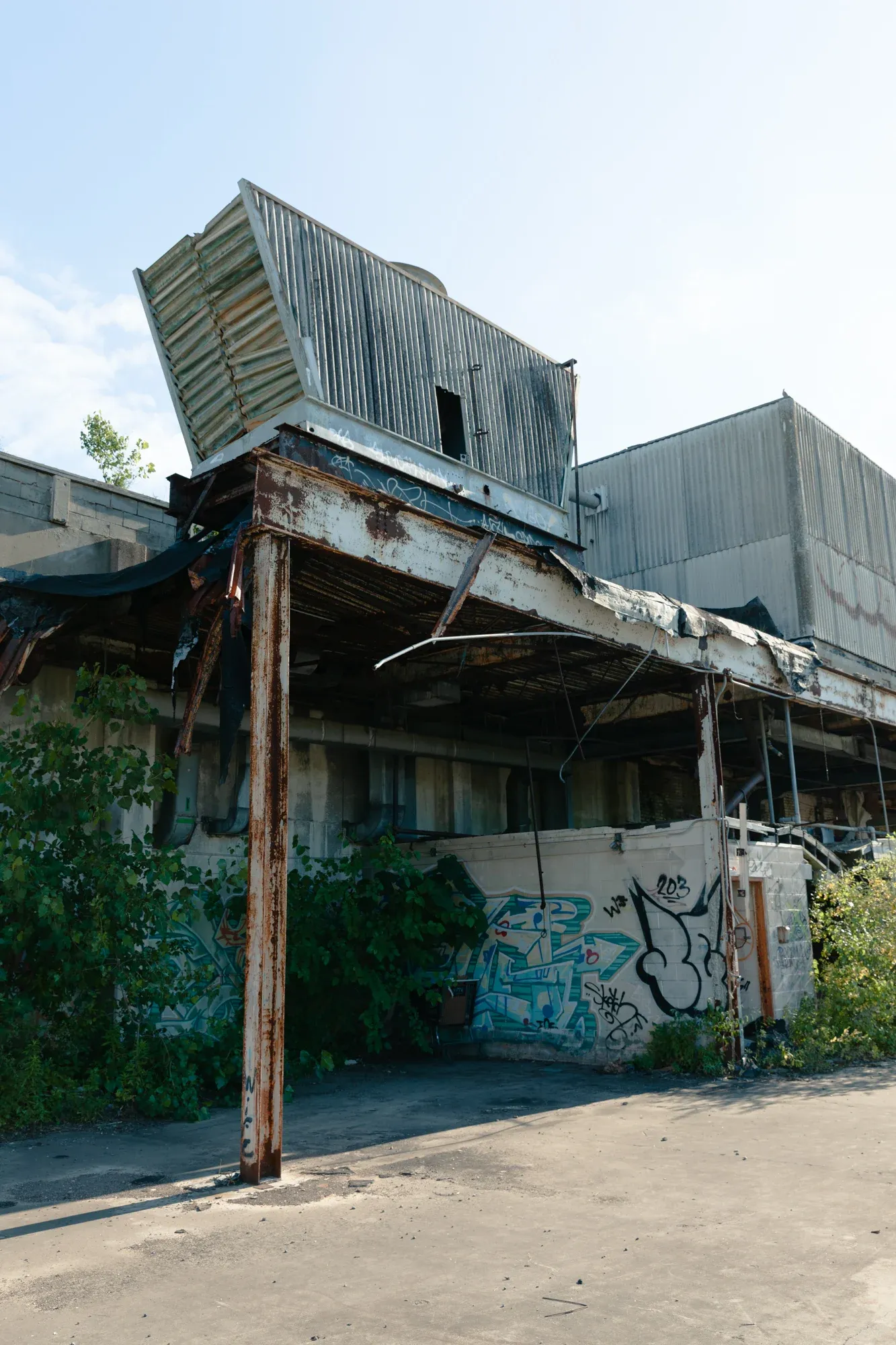 Storefront and streetscape, Bridgeport CT — frame 17.