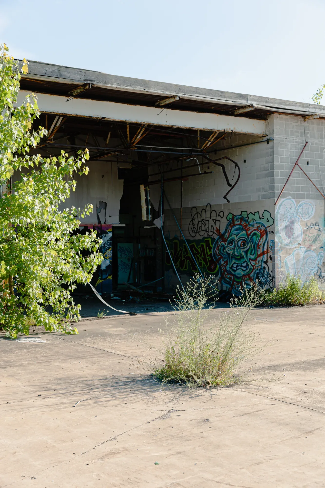 Storefront and streetscape, Bridgeport CT — frame 18.